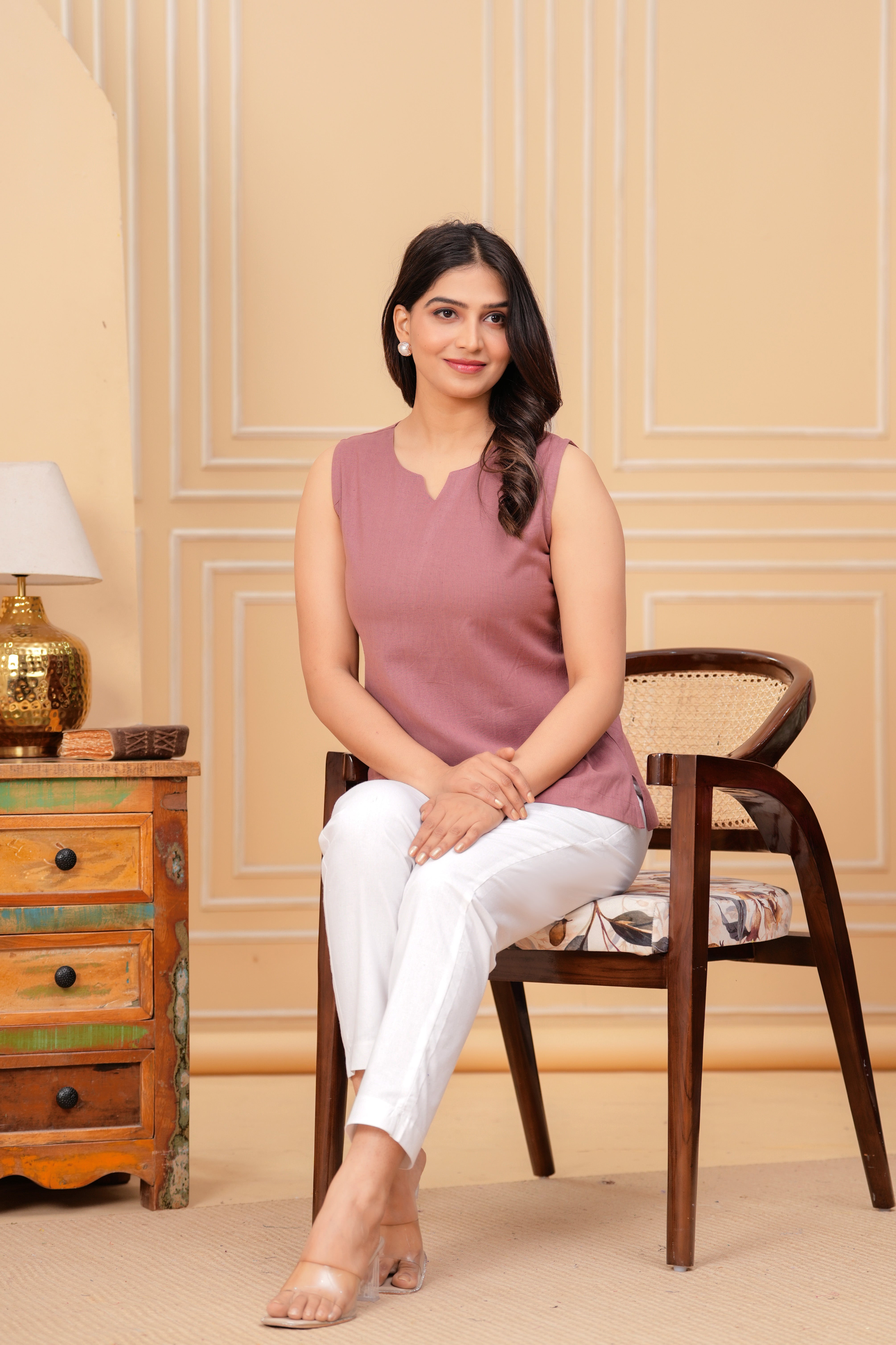 Linen Solid Sleeveless Short Kurta